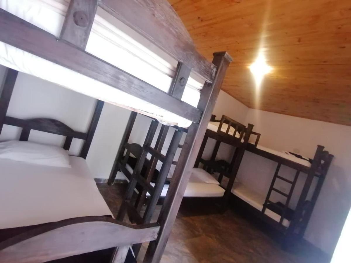 Hostal Hilltop Саленто Екстер'єр фото